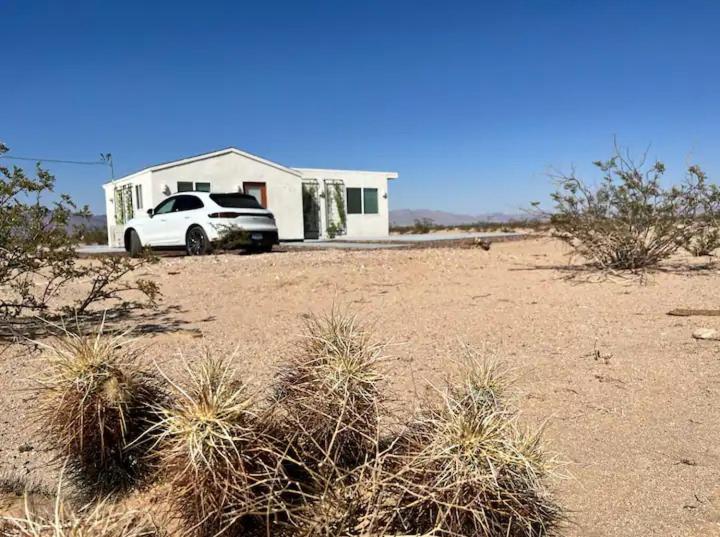 Serene Modern Home Backdoor With Great Wifi, Games, Movies, Patio Seating And Bbq Easy Access To North Joshua Tree National Park In 10 Minutes Туэнтинайн-Палмс Экстерьер фото