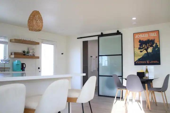 Serene Modern Home Backdoor With Great Wifi, Games, Movies, Patio Seating And Bbq Easy Access To North Joshua Tree National Park In 10 Minutes Туэнтинайн-Палмс Экстерьер фото