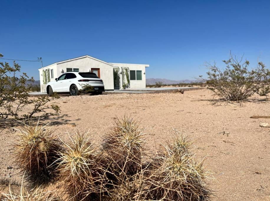 Serene Modern Home Backdoor With Great Wifi, Games, Movies, Patio Seating And Bbq Easy Access To North Joshua Tree National Park In 10 Minutes Туэнтинайн-Палмс Экстерьер фото
